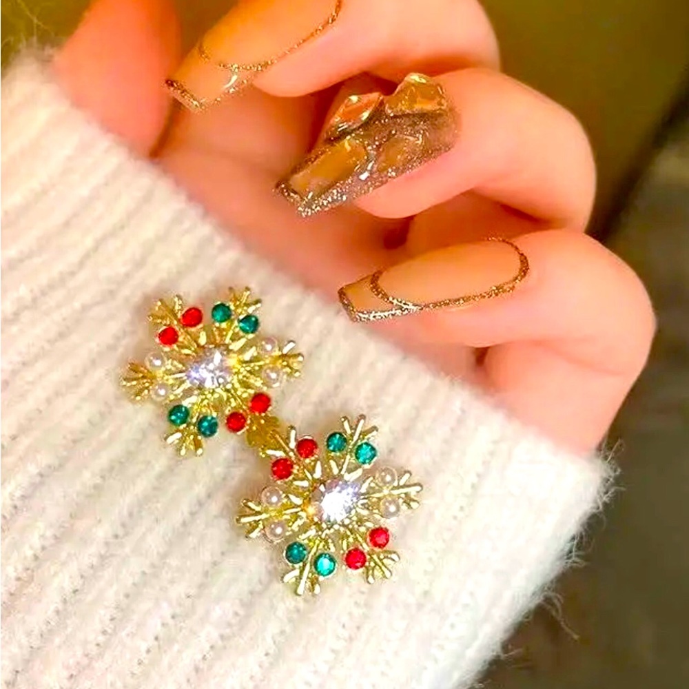 CHRISTMAS SNOWFLAKES EARRINGS - Picture 3 of 3